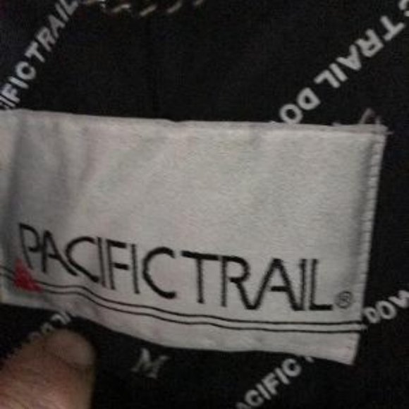 Pacific Trail Down non hooded - Picture 3 of 4